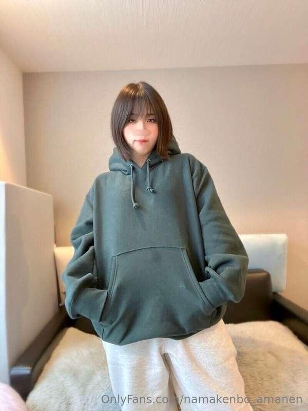 2022/10/25's posts💚🩷
without blurring hair & more 🔞content👉 ..