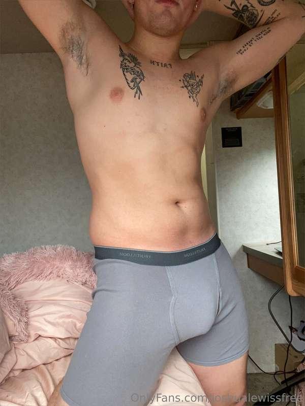 Hard and Ready for you, today is for sexting and custom