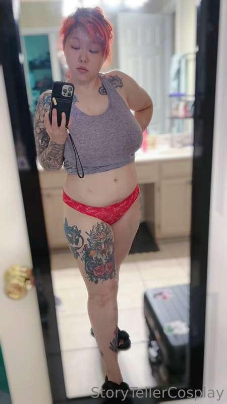 Random selfie~

I’ve been so exhausted lately. I feel like I..