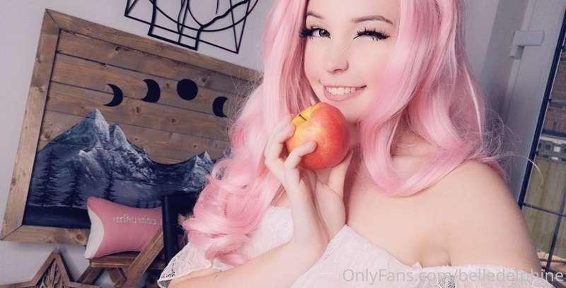 im playing an interactive undressing game in around 4-5 hour..