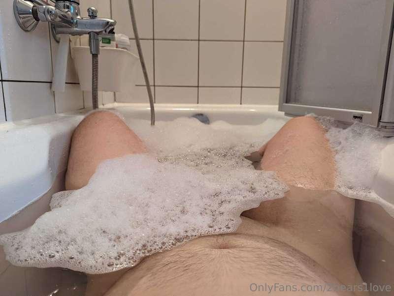 From my old apartment. I miss the bathtub 🥲