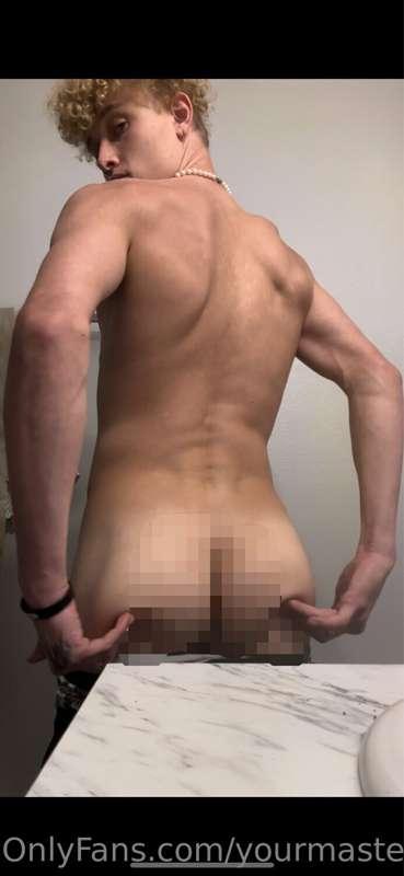 Worship and Admire my Super Sexy Bare Ass! Showing off how P..