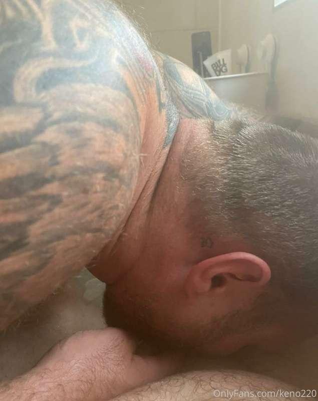 Videos up loaded today. Been away working so the last week a..
