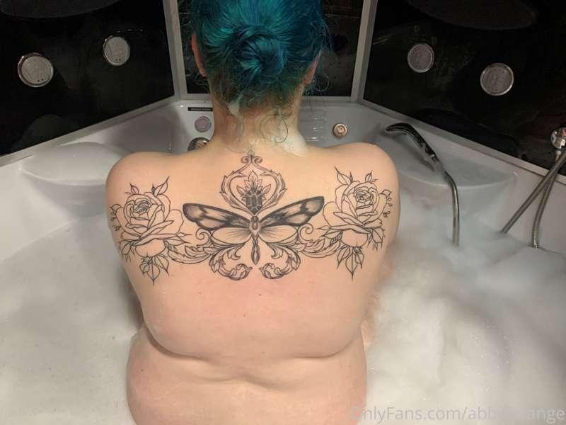 This wonderful tattoo is going to be finished soon! Want to ..