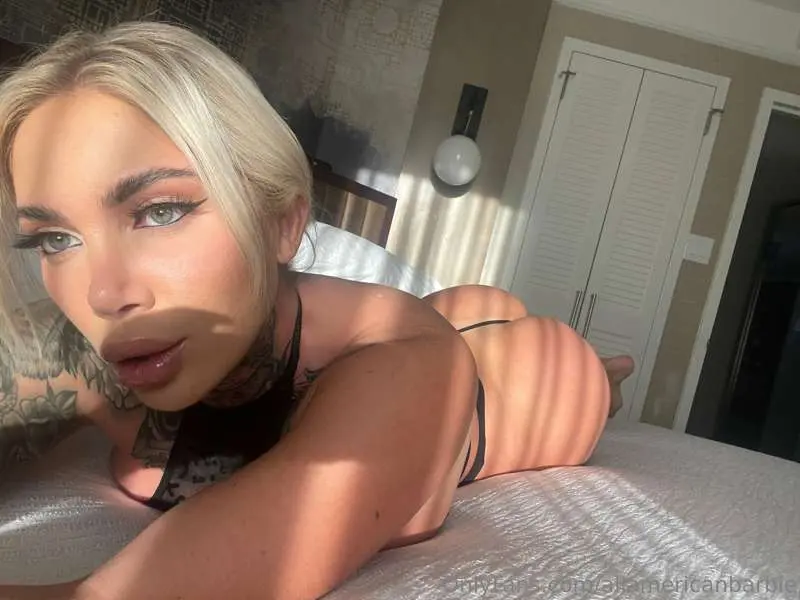 Lazy day! Just wanna lay back and have my clit sucked or wha..