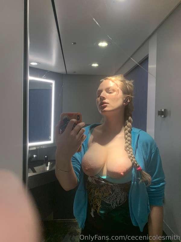 cecenicolesmith image #2