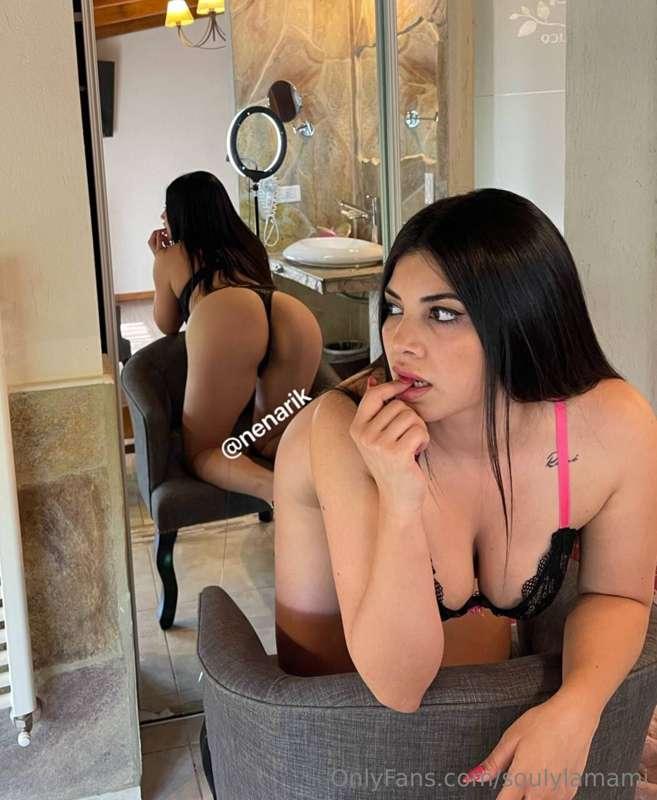 💋 @nenarik 💋
💋 @nenarik 💋
