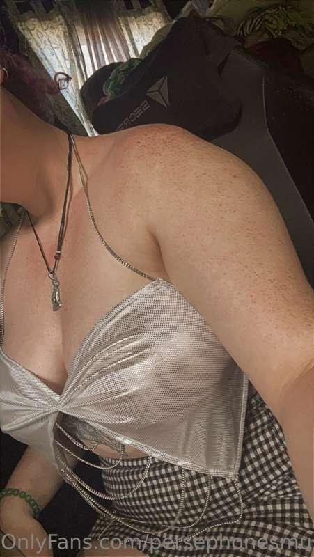 I normally tone down my freckles in photos, you can even see..