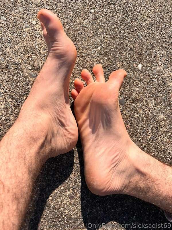 Worship my soles 