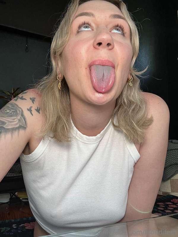 blondifeet main image