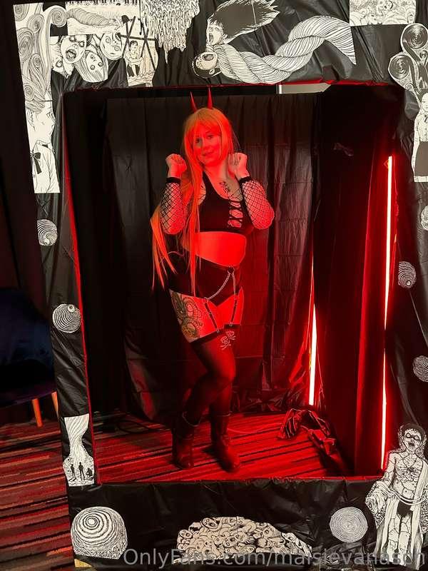 I went to the best con ever and got to do one of my favorite..