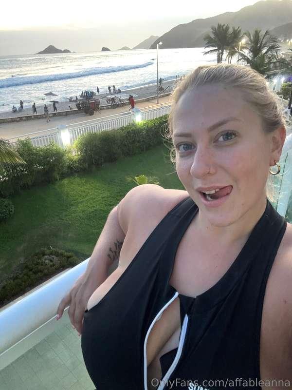 I felt cute lately, so I took some selfies 🌤️ 📷  and in the ..