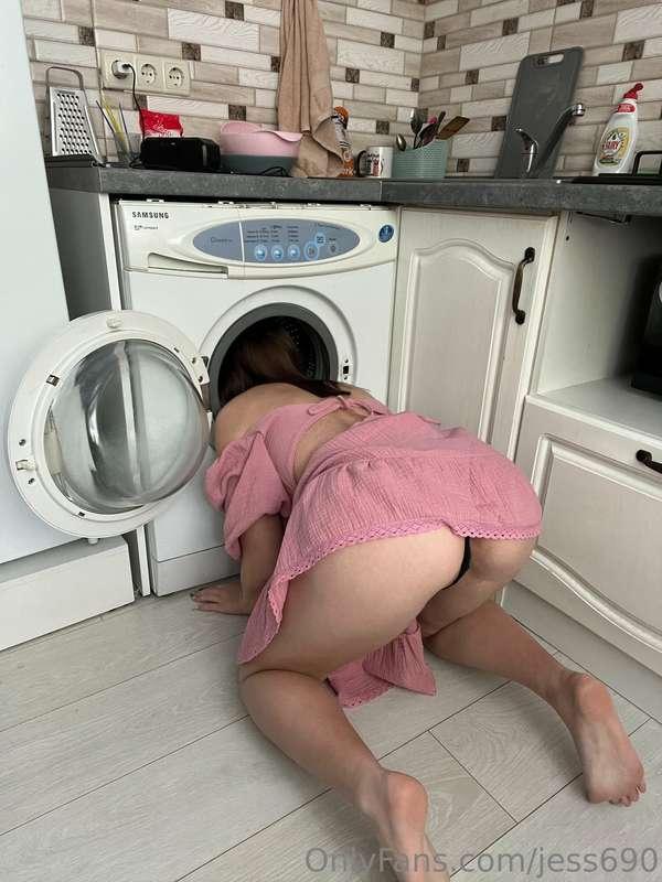 Today I planned to do laundry. And when I saw my washing mac..