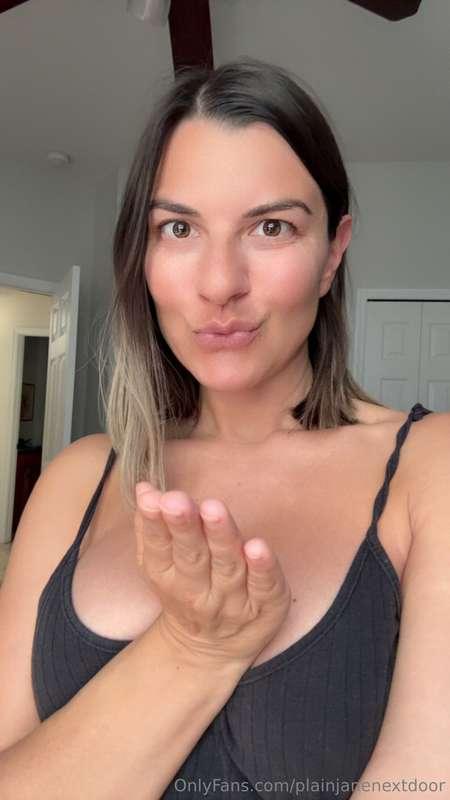 Blew it just for you… now come earn the next one 💋😉