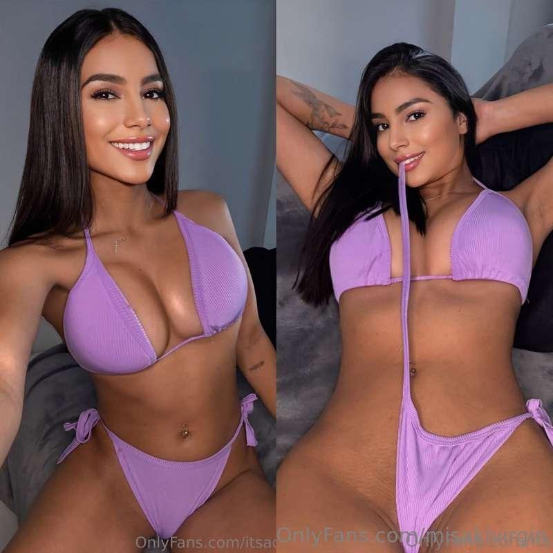 Brazilian Hot Beauty  @itsadrianaolivera   😍❤️SHE WILL TEASE..