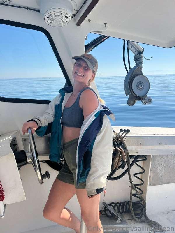 Crabbing life lately 😘😆 stay tuned
