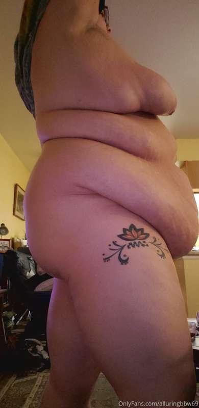 alluringbbw69 image #0