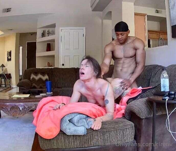The moment @neptunecharles walked in. F*cked my 🧠’s out and ..