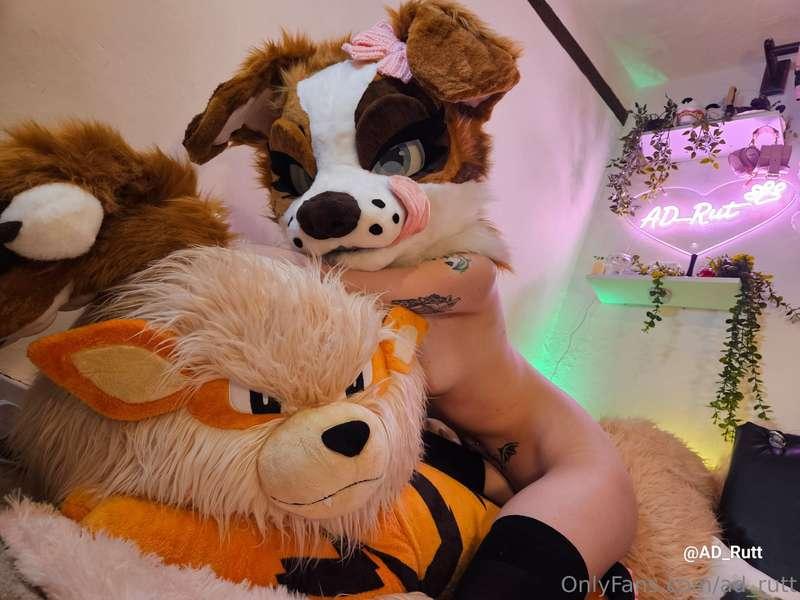Come breed me doggy style ~