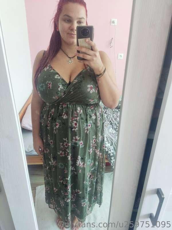 💕some dressed pics again 😁