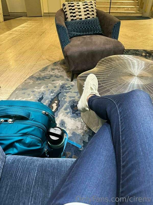 Waiting to board. It’s time to fly. 😃