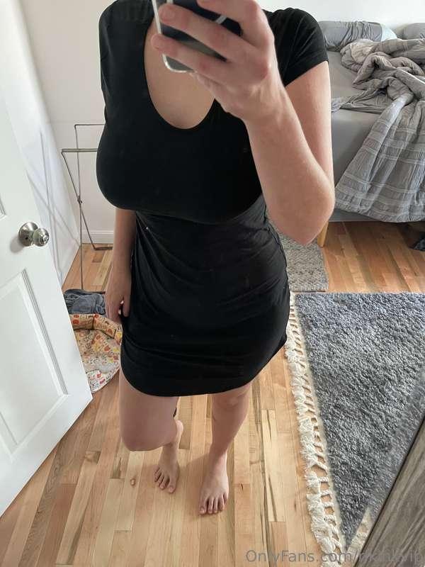 Oh hey there😘 Happy titty tuesday