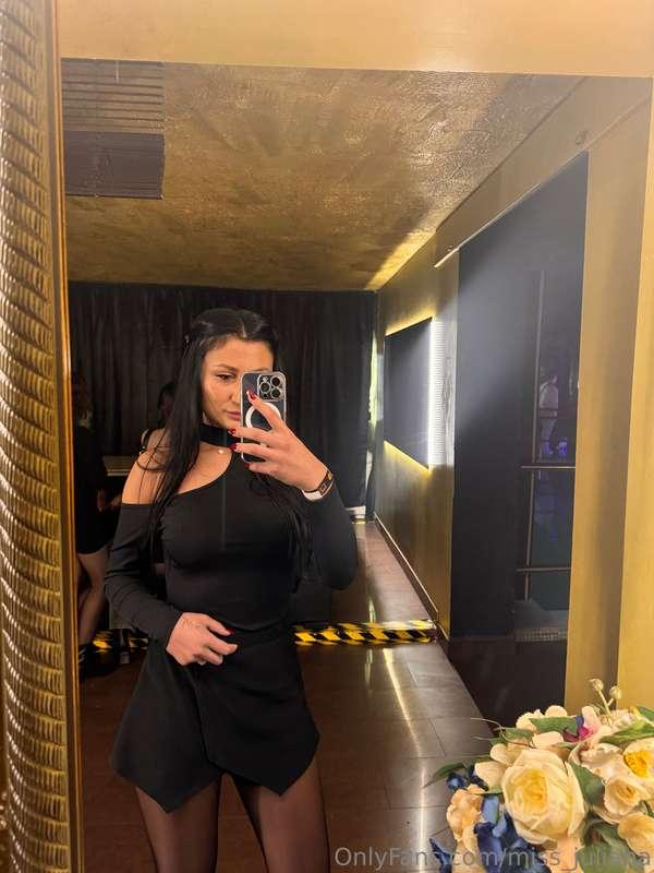 Sexiness in silence, not in a pose💋