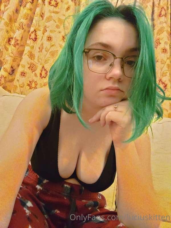 Can't sleep. Gotta be up in seven hours. Don't know why my p..