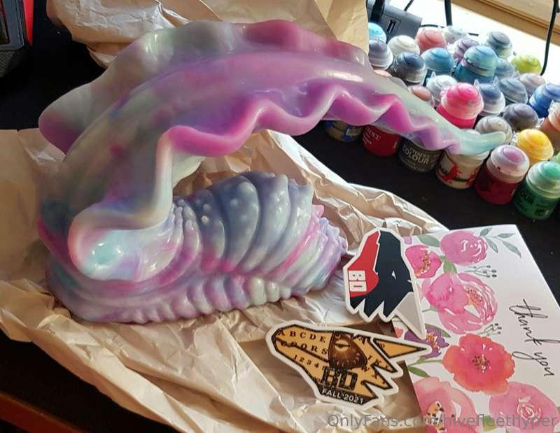 I LOVE HER SO MUCH! 😭💖💙💖💙💖

I can't wait to use her! She loo..