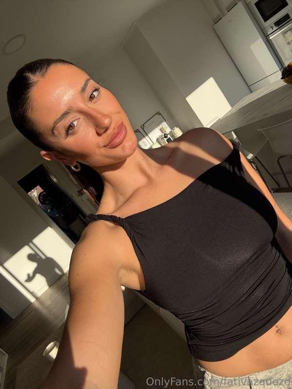 Buenas tardes chicos !!🥰🥰 Con este buen día os deseo un feli..