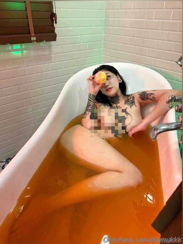 let's take a bath together 🤗