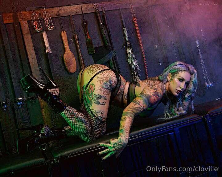 She’s got to be one of the most sexiest, biker, tatted queen..