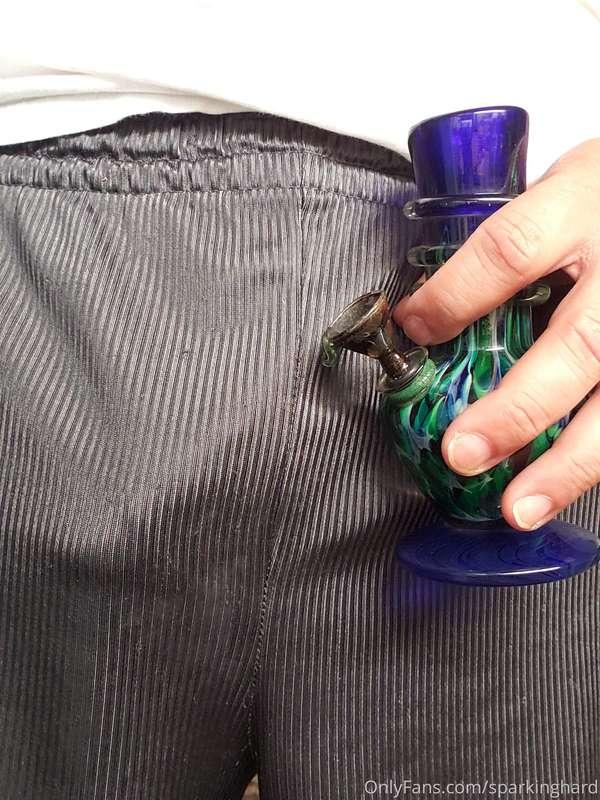 Walkin around the house smokin, you want a hit?
