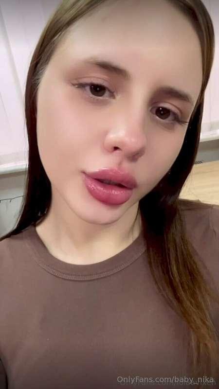 🍒 FREE SUB 🍒 ***Busty beauty @lolaavixen***😈 My voluptuous c..