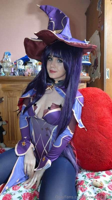 Cosplay Mona Genshin