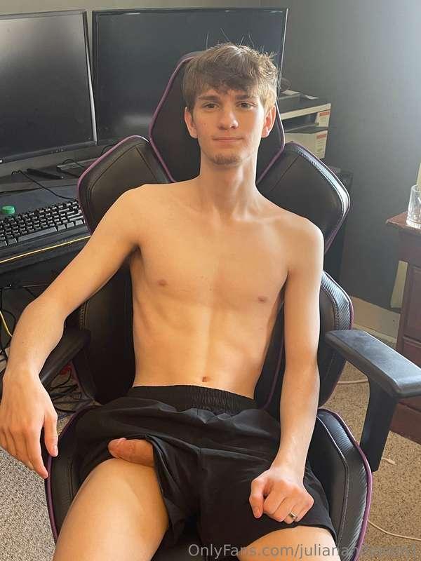 If you saw me with my dick slipping out, what would you do?