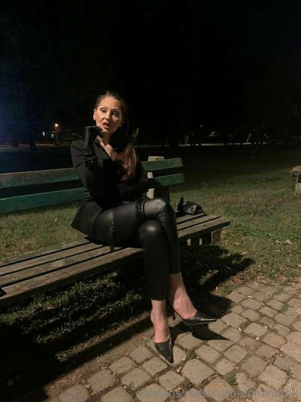 redsonyja-dominatrix image #1