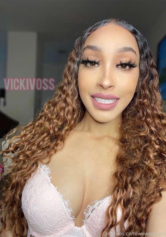 Birthday Girl 🥳 🎉 🤍