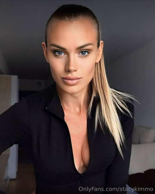 🍬 @bloombabebloom 🍬
Play by the rules or be punished 🔥🤤

🥵 @..