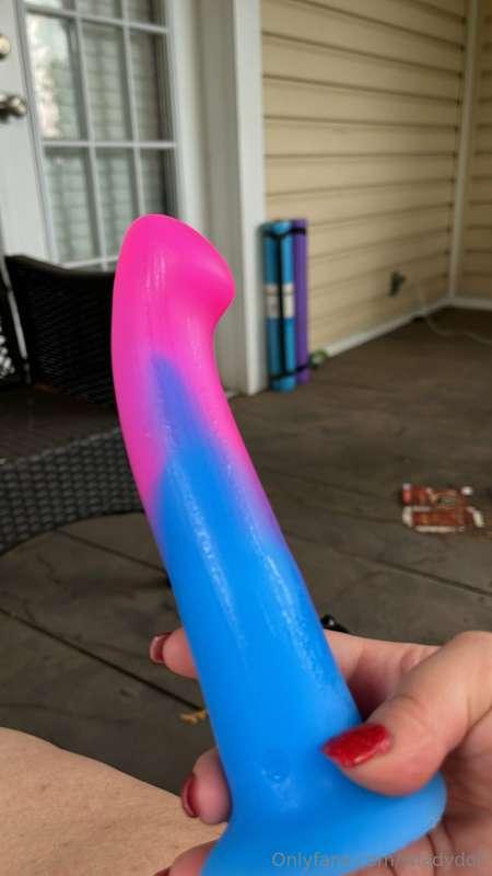 I love coming on my toy