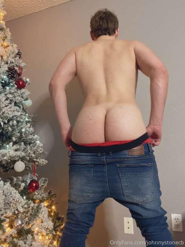 Can’t seem to get my pants over 😢