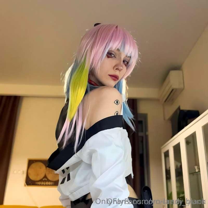 ## 𝑭𝑹𝑬𝑬 𝑷𝑨𝑮𝑬 𝑨𝑵𝑰𝑴𝑬 𝑺𝑳𝑼𝑻 @crazy_yuno @crazy_yuno is my petite..