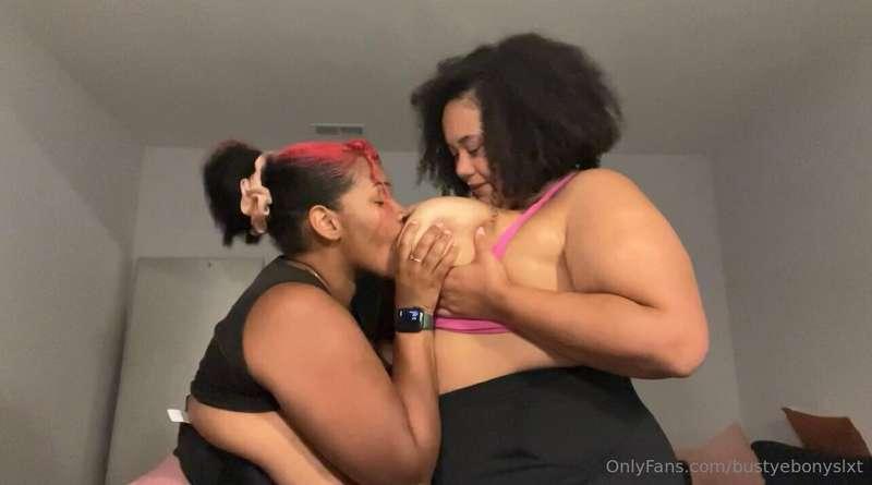 bustyebonyslxt image #1