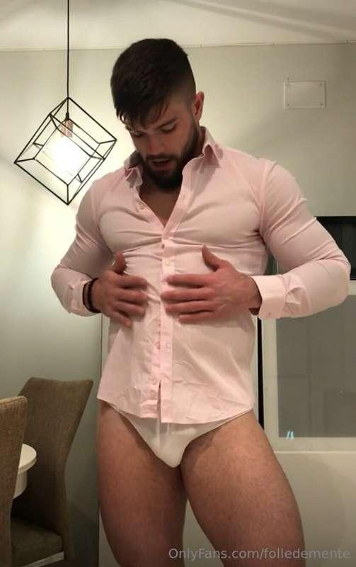 Video 4Pink shirt & white speedo strip tease 🔥 🥵 😏 