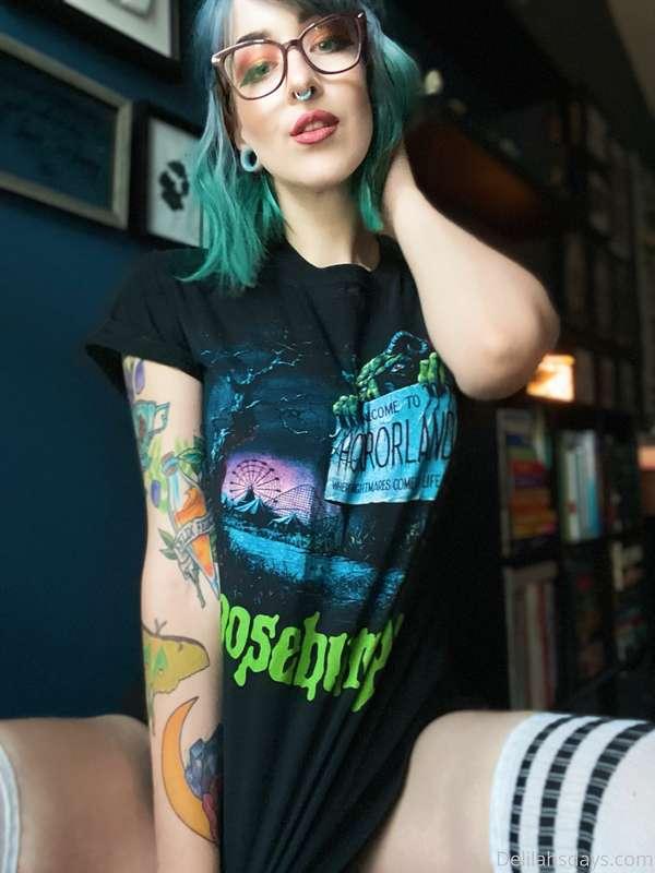 Happy Saturday! Here are some lazy pics while I shoot new co..