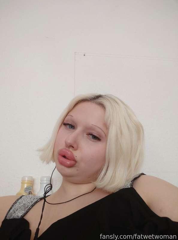 fatwetwoman image #9