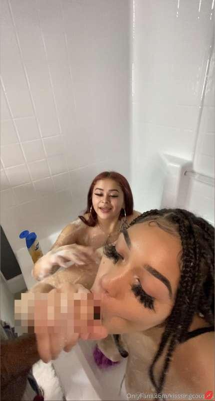 OMG😳 @Hott4Lexi Step-Brother came home Horny and caught us b..