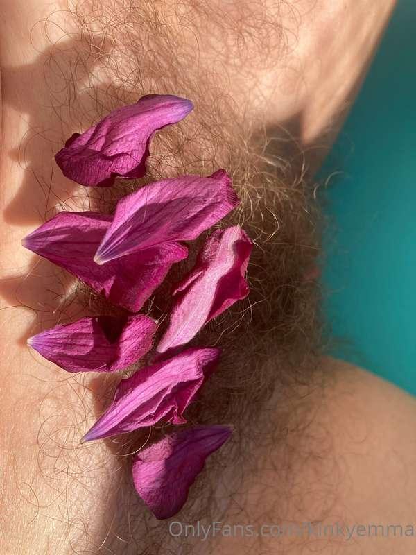 Some flower petals art - love the colors!