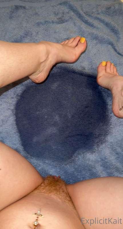 my pussy never squirted this much 😳😳💦