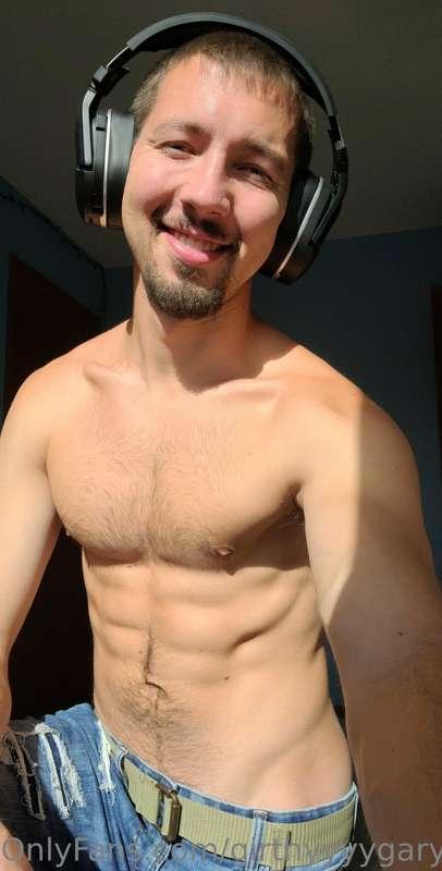 That sun feels so good against my body! Gonna get a good wor..